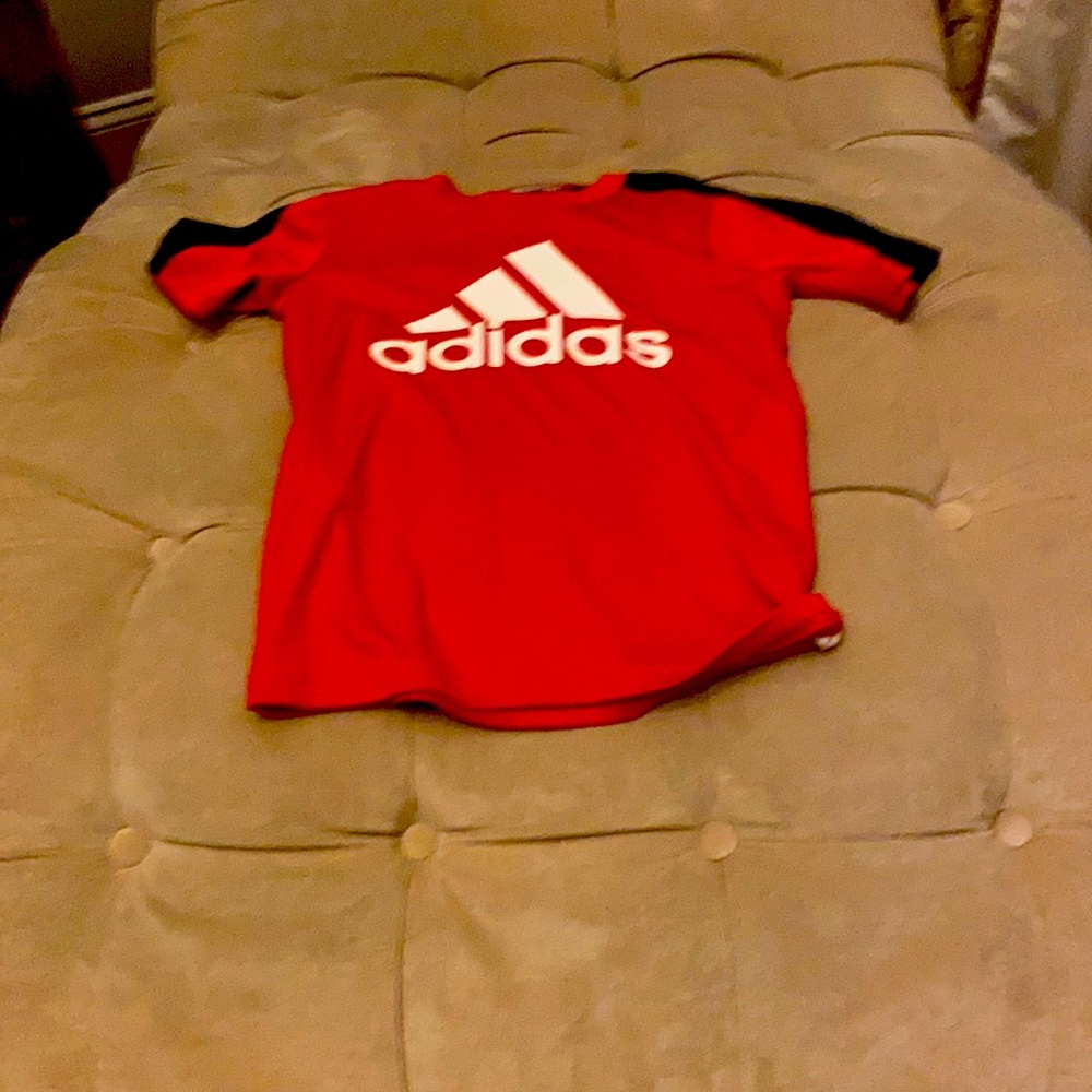 red shirt